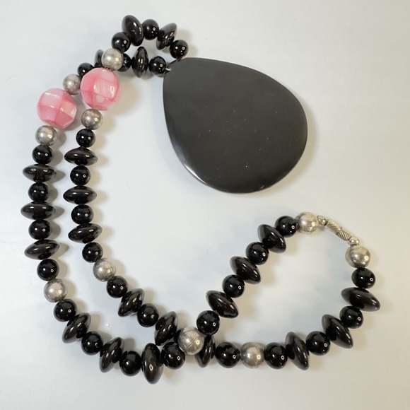 Black Stone Beaded Necklace MOP Teardrop Pendant & Matching Bracelet Set 18" - Picture 8 of 13